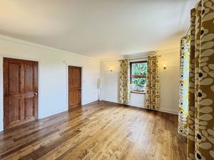 Photo 5- click for photo gallery